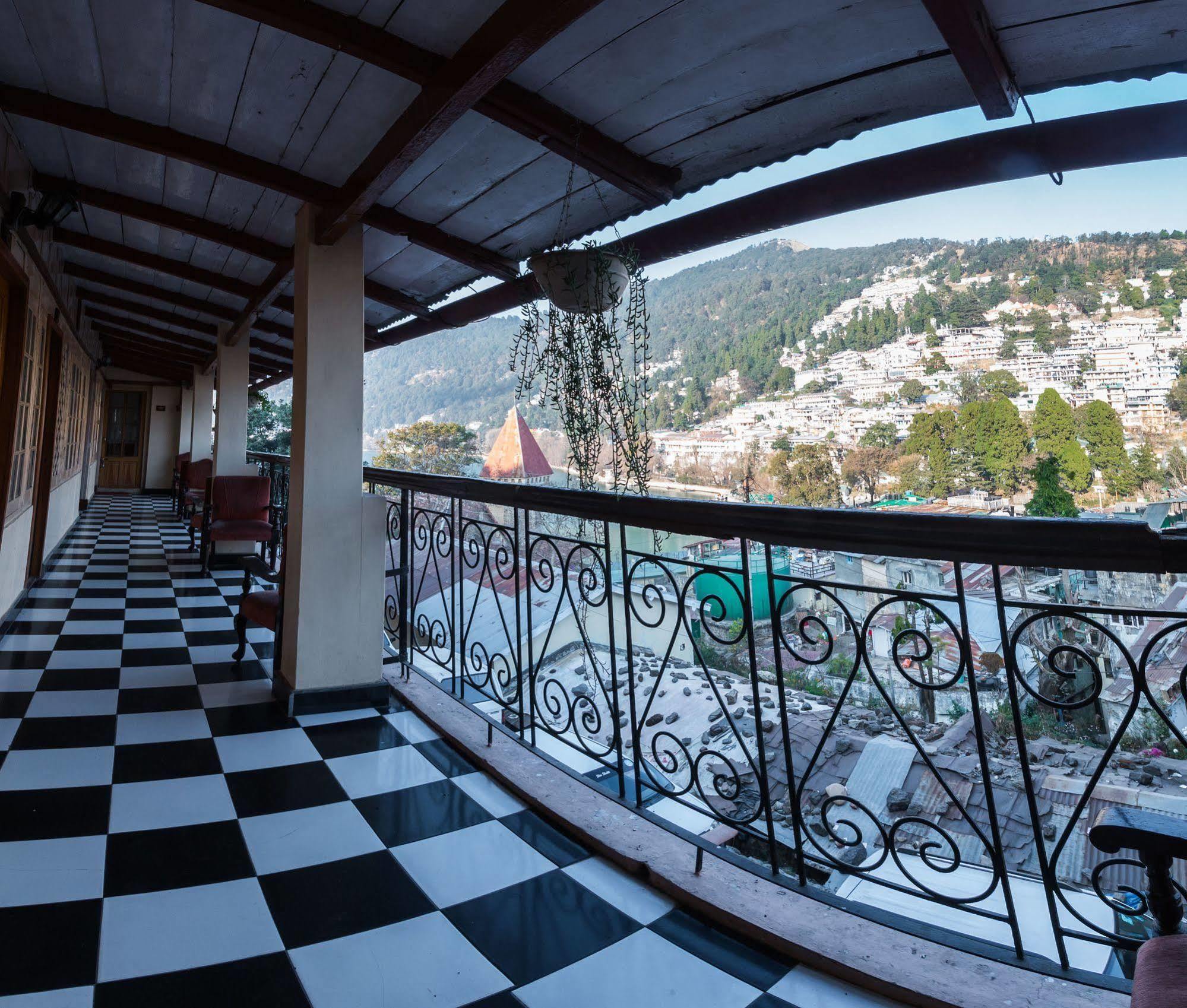 Himalaya Hotel Nainital Eksteriør billede