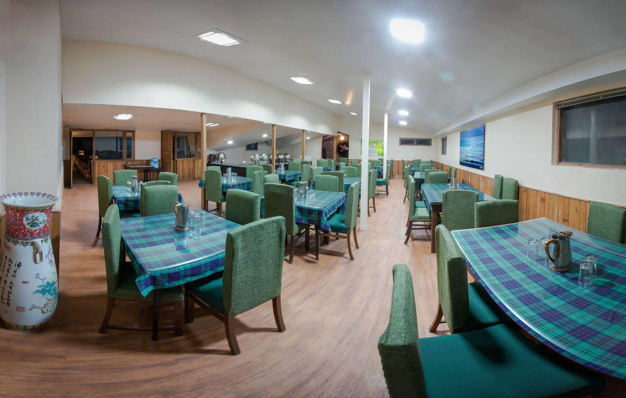 Himalaya Hotel Nainital Eksteriør billede
