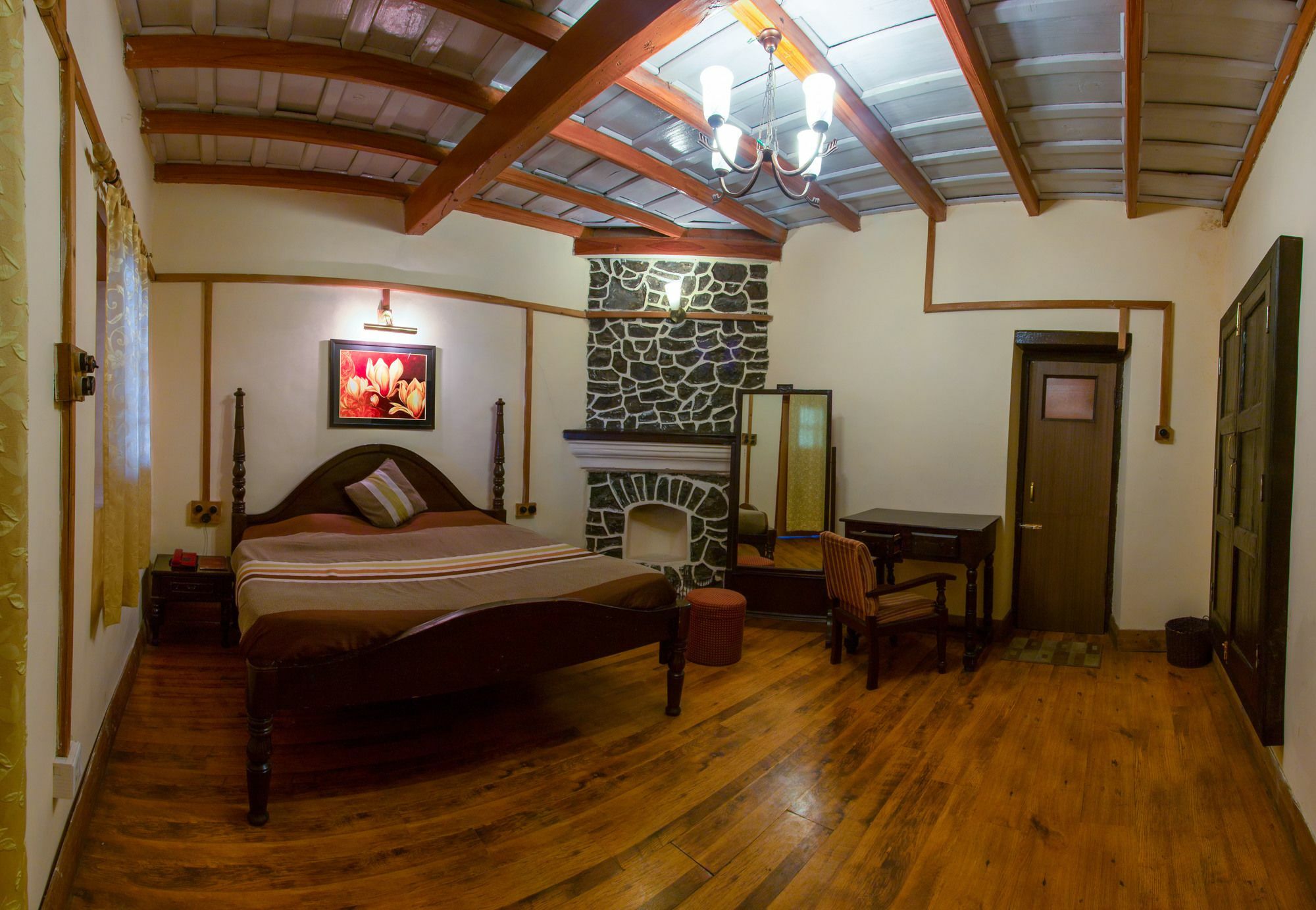Himalaya Hotel Nainital Eksteriør billede